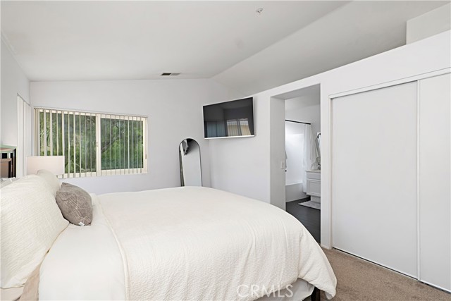 Detail Gallery Image 15 of 27 For 1226 via Angelica, Vista,  CA 92081 - 3 Beds | 2/1 Baths