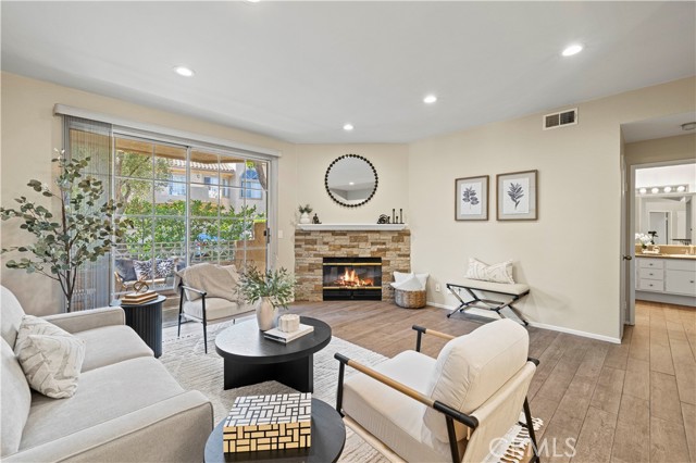 23839 Del Monte Drive, Valencia CA: https://media.crmls.org/medias/e75d813b-befd-4f4b-8914-43789ec5cb44.jpg