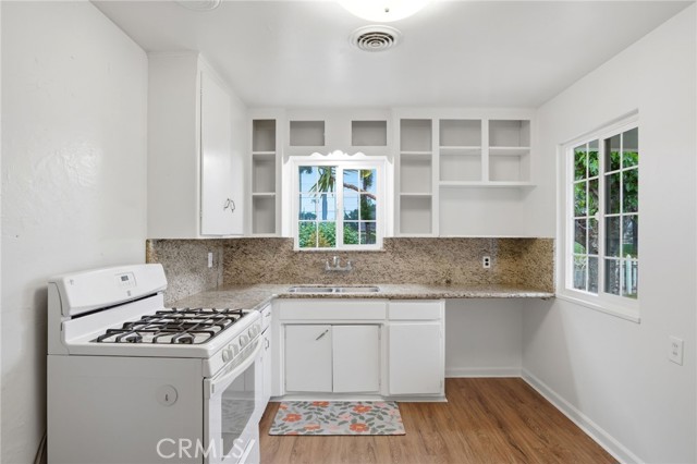 Detail Gallery Image 12 of 26 For 2728 Garrison St, Ceres,  CA 95307 - 3 Beds | 1 Baths