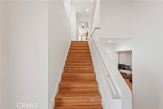 Detail Gallery Image 7 of 46 For 1832 Redcliff St, Los Angeles,  CA 90026 - 3 Beds | 3 Baths