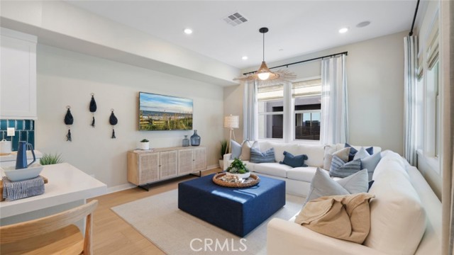 948 Poppy Court, Montebello, CA, 90640 948 Poppy Court, Montebello, CA, 90640
