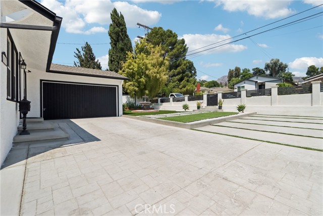 Detail Gallery Image 6 of 39 For 10337 Pinyon Ave, Tujunga,  CA 91042 - 3 Beds | 1 Baths