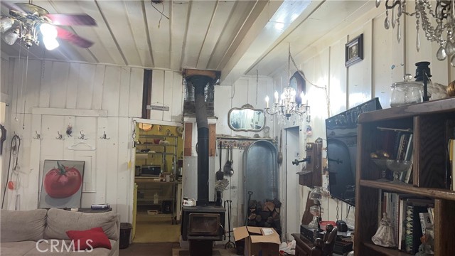 18727 Skyway, Stirling City CA: https://media.crmls.org/medias/e7603ec1-3c09-4015-bf18-f2644bd2fcfb.jpg