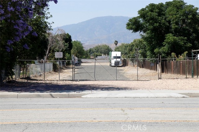 1812 W Base Line Street, San Bernardino, California 92411, ,Land,For Sale,1812 W Base Line Street,CRCV24006014