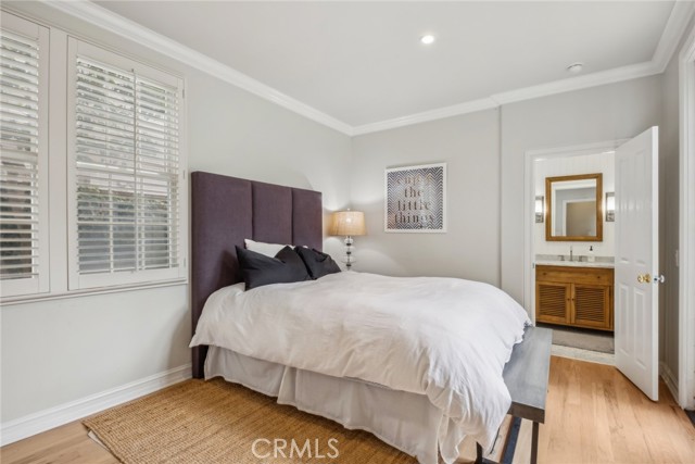 Detail Gallery Image 19 of 36 For 24 Cape Woodbury, Newport Beach,  CA 92660 - 5 Beds | 4/1 Baths