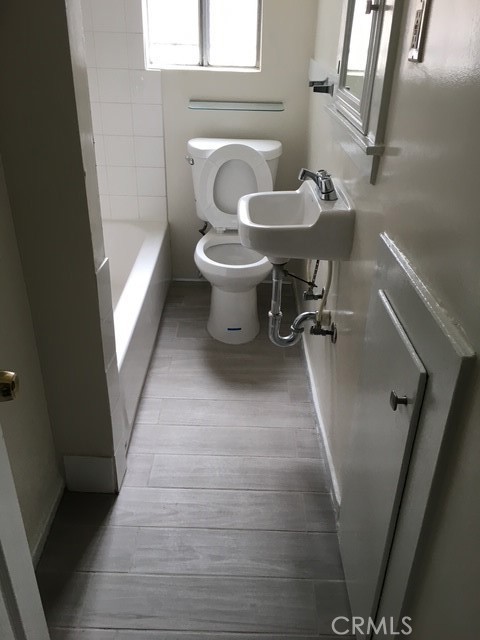 Detail Gallery Image 15 of 34 For 1742 W 82nd, Los Angeles,  CA 90047 - – Beds | – Baths