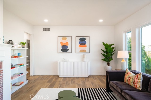 Detail Gallery Image 5 of 74 For 2804 S Peck Ave, San Pedro,  CA 90731 - 4 Beds | 3/1 Baths