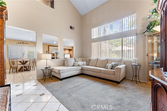 Detail Gallery Image 4 of 47 For 861 Shade Tree Way, Corona,  CA 92878 - 3 Beds | 2/1 Baths