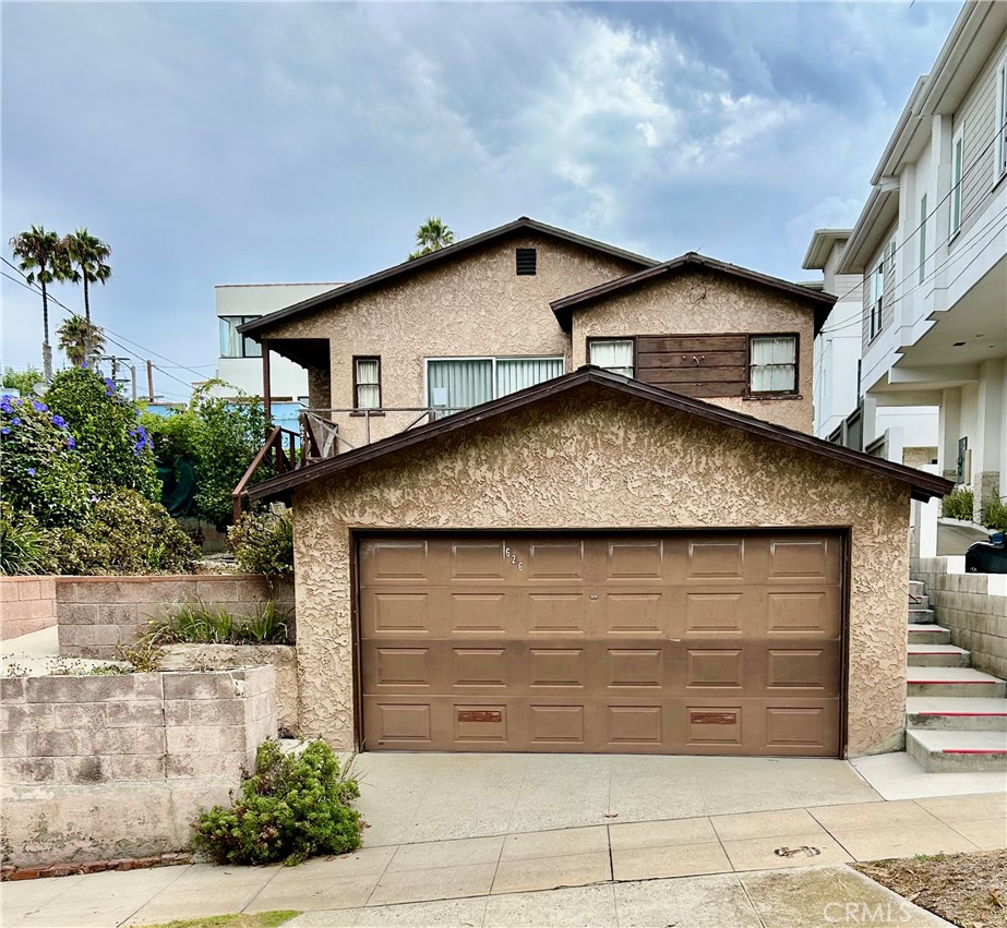 626 N Irena Avenue
