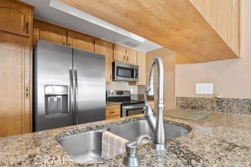 Detail Gallery Image 13 of 35 For 16912 Stoneglass #14,  Tustin,  CA 92780 - 2 Beds | 1/1 Baths
