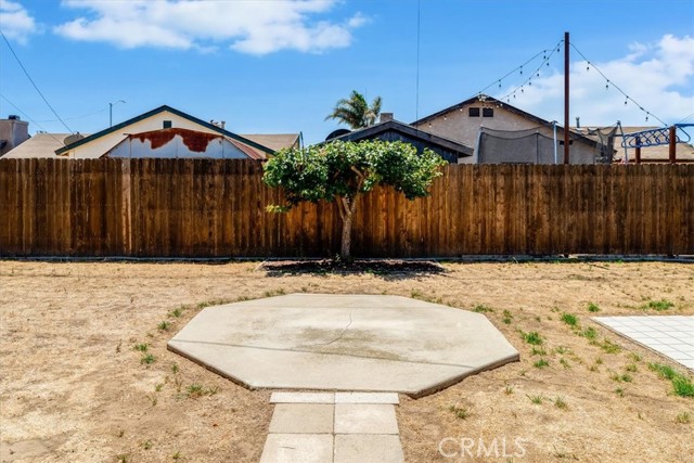 516 E Creston Street, Santa Maria CA: https://media.crmls.org/medias/e768cfca-02ce-4aa0-b897-0554b52cfe43.jpg