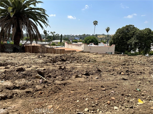 5170 Oakland, Los Angeles, CA, 90032 5170 Oakland, Los Angeles, CA, 90032