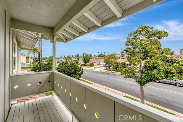 Detail Gallery Image 37 of 41 For 6402 Rosemary Dr, Cypress,  CA 90630 - 5 Beds | 2/1 Baths