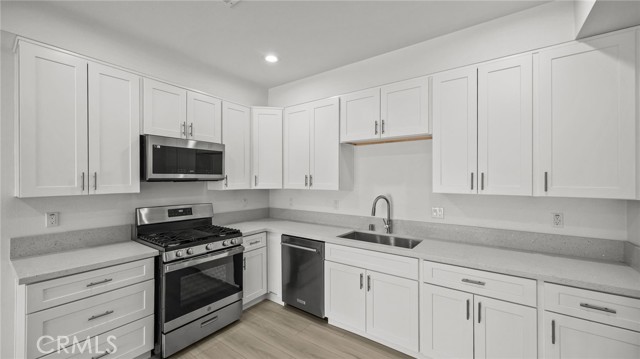 13105 Via Tuscany, Riverside CA: https://media.crmls.org/medias/e7690984-cb85-47d2-bfd0-c310a7afd393.jpg