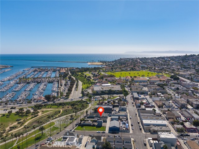 2019 S Crescent Avenue, San Pedro CA: https://media.crmls.org/medias/e7692e4b-5476-4d7b-bb6f-447cf7792e77.jpg