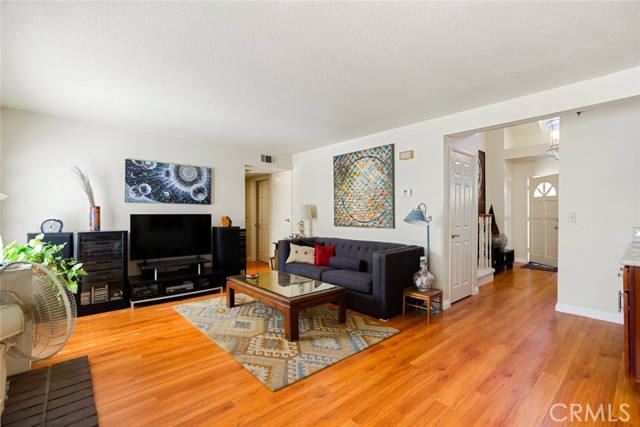 Detail Gallery Image 12 of 35 For 693 Silver Valley Trl, Walnut,  CA 91789 - 4 Beds | 3 Baths
