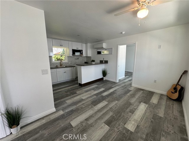 Detail Gallery Image 8 of 20 For 1321 N Sultana Ave #B,  Ontario,  CA 91764 - 2 Beds | 2 Baths