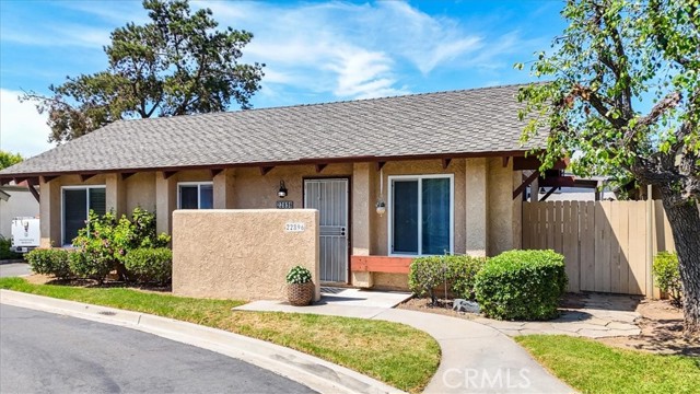 Detail Gallery Image 2 of 36 For 22896 Caminito Plumas #33,  Laguna Hills,  CA 92653 - 2 Beds | 1/1 Baths