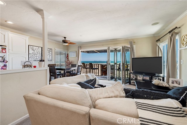 Detail Gallery Image 31 of 54 For 1003 Seal Way, Seal Beach,  CA 90740 - 6 Beds | 4 Baths