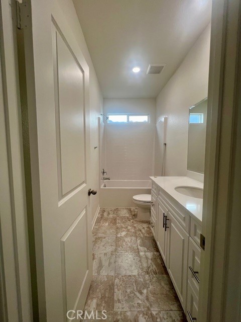 Detail Gallery Image 14 of 18 For 19246 Salamanca, Riverside,  CA 92508 - 3 Beds | 2 Baths