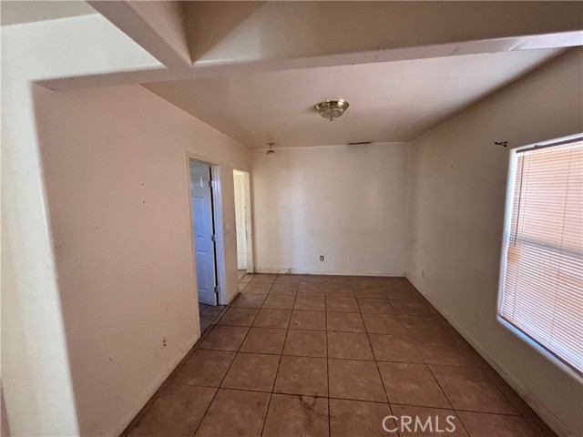 Detail Gallery Image 7 of 10 For 2413 Maynard Dr, Duarte,  CA 91010 - 3 Beds | 2 Baths