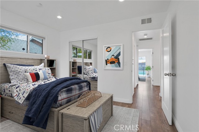 Detail Gallery Image 14 of 24 For 23251 Hamlin St, West Hills,  CA 91307 - 4 Beds | 2 Baths
