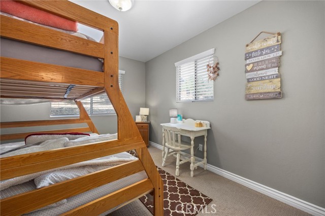 119 Pine Drive, Kernville CA: https://media.crmls.org/medias/e76d1bea-df36-466b-948c-cac6dfc8c177.jpg
