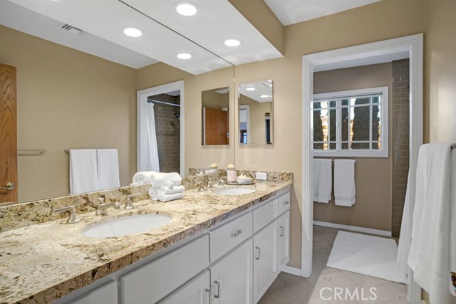 Detail Gallery Image 25 of 31 For 24630 Kittridge St, West Hills,  CA 91307 - 5 Beds | 3 Baths