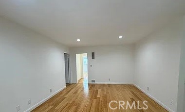 Detail Gallery Image 14 of 15 For 1041 9th St, Santa Monica,  CA 90403 - – Beds | – Baths