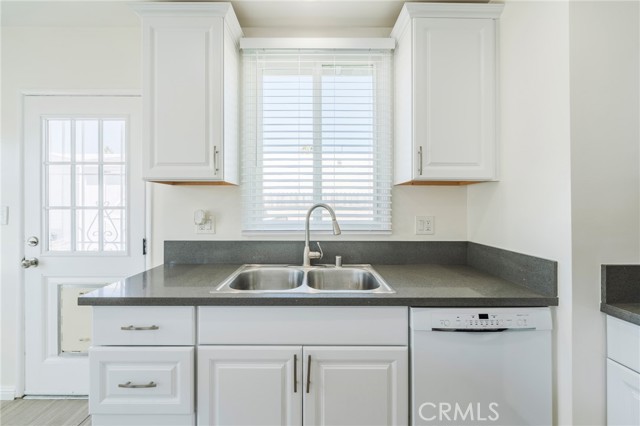 2157 242nd Street, Lomita CA: https://media.crmls.org/medias/e76f4b46-cac7-444e-94c4-d97f9243fba5.jpg