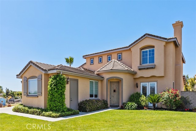 Detail Gallery Image 1 of 55 For 22885 Royal Adelaide Dr, Murrieta,  CA 92562 - 4 Beds | 3/1 Baths