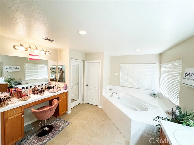 Detail Gallery Image 22 of 33 For 23375 Toronja Corte, Corona,  CA 92883 - 5 Beds | 4 Baths