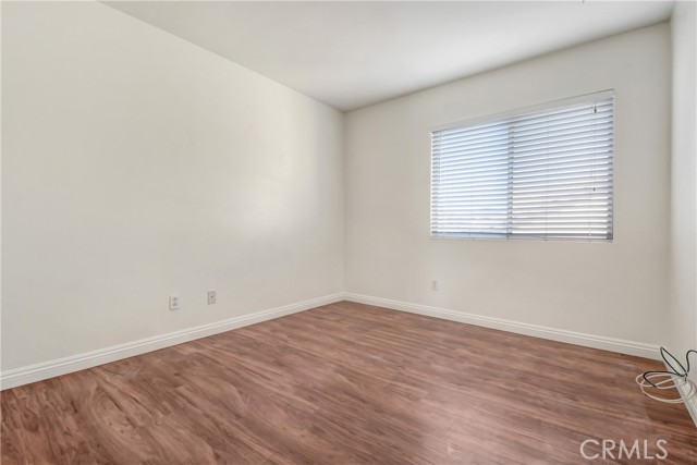 624 Linden Circle, Corona CA: https://media.crmls.org/medias/e770a74e-7b32-4012-9b75-2508a2290bb0.jpg