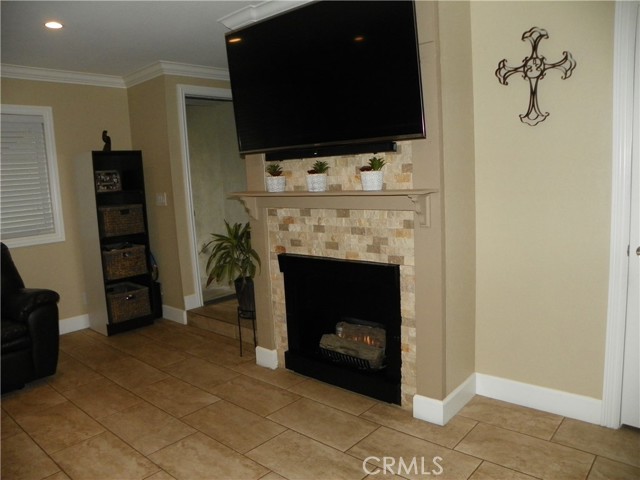 Detail Gallery Image 2 of 20 For 3640 S Main St #C-16,  Santa Ana,  CA 92707 - 2 Beds | 1/1 Baths