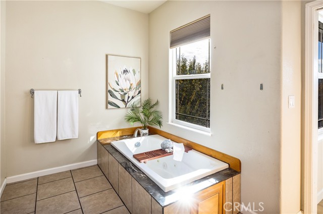 Detail Gallery Image 22 of 47 For 19857 Mountain, Hidden Valley Lake,  CA 95467 - 3 Beds | 3/1 Baths