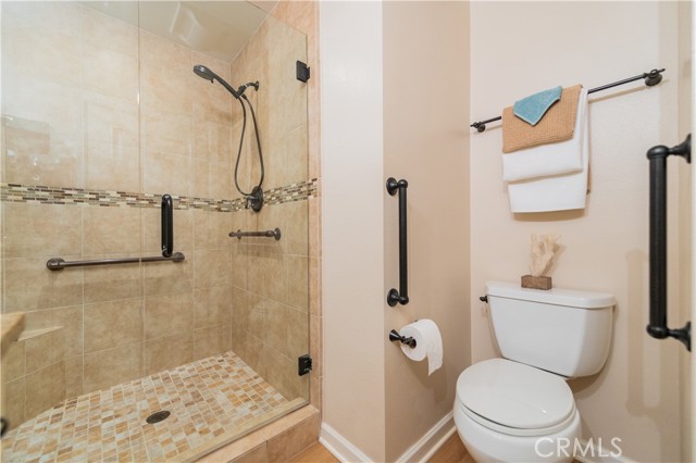 Detail Gallery Image 19 of 38 For 3438 Bahia Blanca #B,  Laguna Woods,  CA 92637 - 2 Beds | 2 Baths