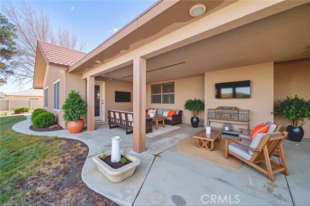 4431 Knox Avenue, Rosamond CA: https://media.crmls.org/medias/e773f5ac-c421-472d-b4df-1b1c63d17521.jpg