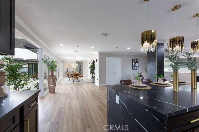 Detail Gallery Image 24 of 75 For 3841 Pacific Ave, Long Beach,  CA 90807 - 5 Beds | 5 Baths