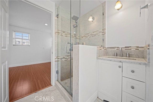 Detail Gallery Image 48 of 66 For 1020 Harbor Crossing Ln, Marina Del Rey,  CA 90292 - 4 Beds | 4/1 Baths