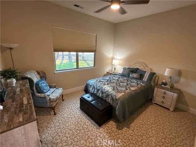 18 Tuscan Drive, Paradise CA: https://media.crmls.org/medias/e775d287-76bb-4232-8f7a-c46488ef239d.jpg