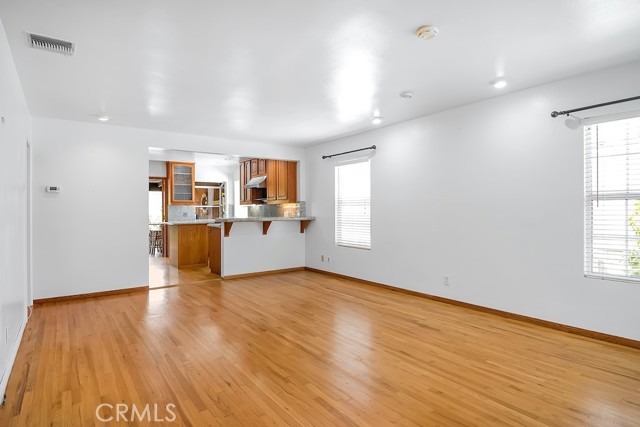 870 Rosecrans Avenue, Manhattan Beach, California 90266, 3 Bedrooms Bedrooms, ,2 BathroomsBathrooms,Residential,Sold,Rosecrans,SB21187159