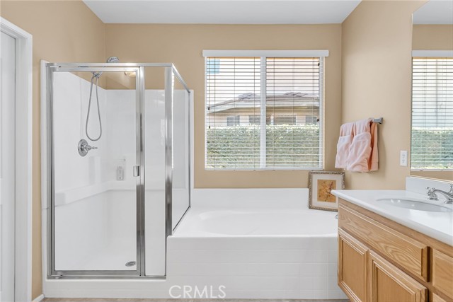 11567 Waterwell Court, Riverside CA: https://media.crmls.org/medias/e777de5e-e036-49c1-b147-7e1648dbba2e.jpg