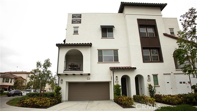 Detail Gallery Image 2 of 17 For 15941 Bravery Ave, Chino,  CA 91708 - 3 Beds | 2/1 Baths