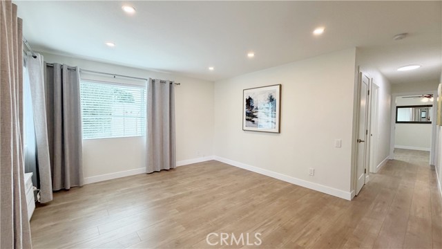 Detail Gallery Image 5 of 16 For 212 S Kraemer #2208,  Placentia,  CA 92870 - 2 Beds | 1 Baths