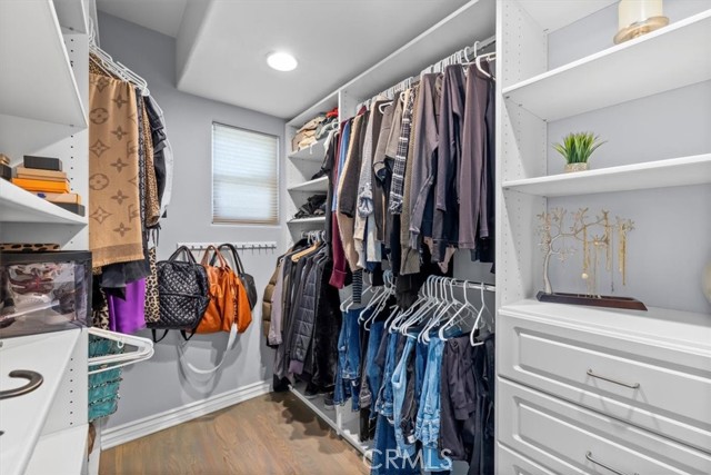 Walk-in closet