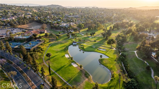 Detail Gallery Image 13 of 52 For 1544 Bellefontaine, Riverside,  CA 92506 - 5 Beds | 2 Baths