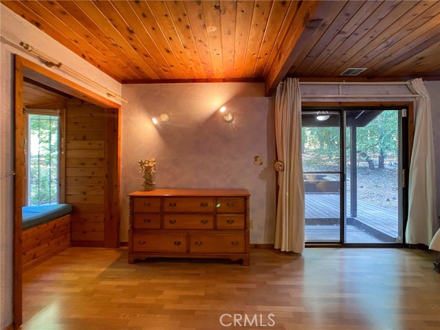 Detail Gallery Image 33 of 65 For 2737 S Old Stage Rd, Mount Shasta,  CA 96067 - 3 Beds | 2/1 Baths