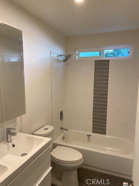 3169 Quartz Lane, Fullerton CA: https://media.crmls.org/medias/e77a284c-94cd-461f-a6bd-fd2c0e0121f3.jpg