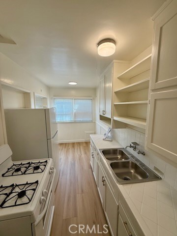 Detail Gallery Image 2 of 10 For 4310 Overland #4312,  Culver City,  CA 90230 - 1 Beds | 1 Baths