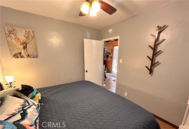Detail Gallery Image 15 of 31 For 31042 Glen Oak Dr, Running Springs,  CA 92382 - 1 Beds | 1 Baths